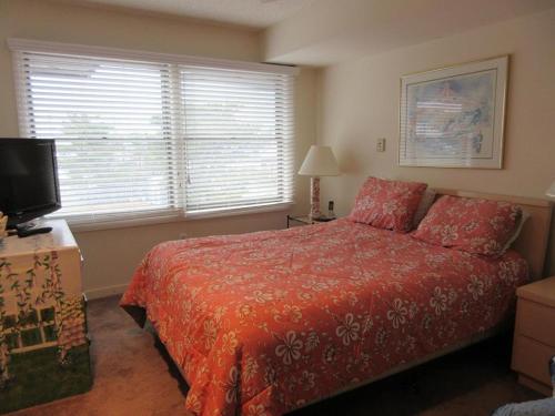 3 Bedroom 2 Bath Fishery Condo Located On The Ocean Front In Ship Bottom, in Ship Bottom, USA