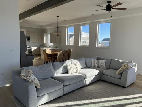 Second Floor Duplex Just Steps Away From The Beach in Brant Beach, USA