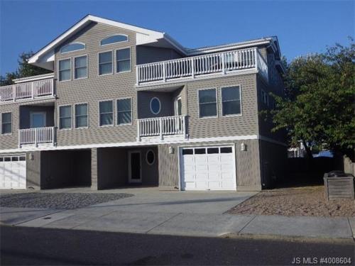 Shingle in Beach Haven, USA