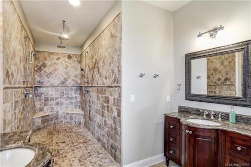 248 Thirteen July Llc - Mcgann 248 detail