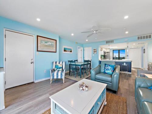 2 Bedroom 2 Bath 3Rd Floor Fishery Condo With Fabulous Ocean Views in Ship Bottom, USA