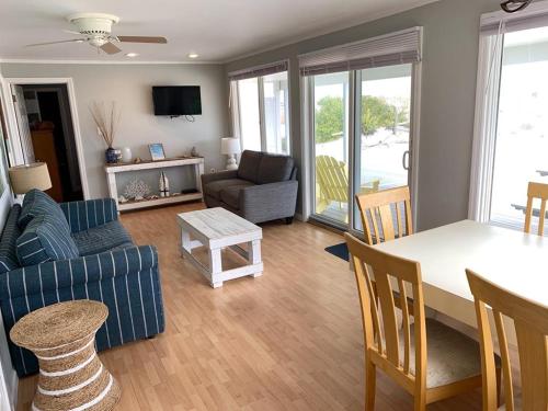 Pet Friendly Beachfront Vacation Rental On Lbi in Brant Beach, USA