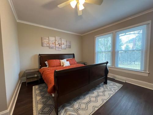 A quaint 100 year old house A quaint 100 year old house