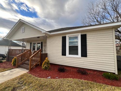 A quaint 100 year old house A quaint 100 year old house