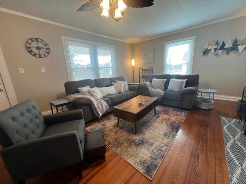 A quaint 100 year old house A quaint 100 year old house