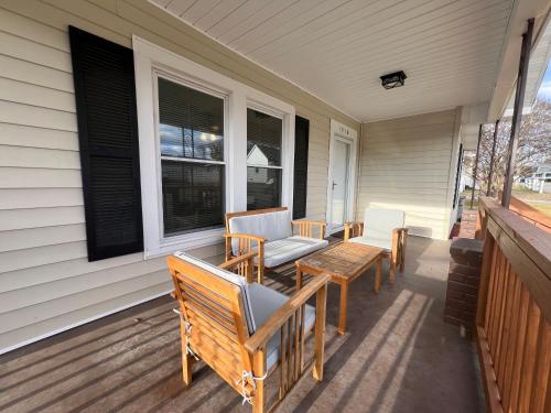 A quaint 100 year old house A quaint 100 year old house