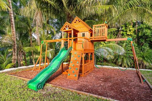 Villa Limitless - Your dreams await in Plantation, USA