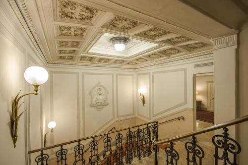 Hotel Corona d'Oro - image 2