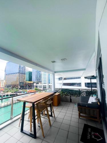 Luxury Apartment - Parking - Hot Tub - Stunning Views, Auckland (photo 9)