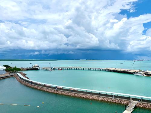 Blue Waters at Darwin Waterfront - 3 bedrooms on 8th floor