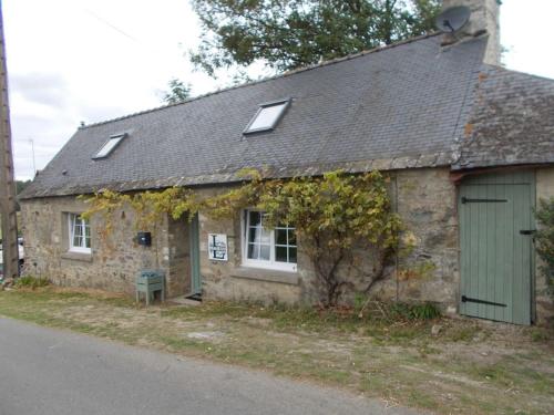 La Petite Maison, idéal pour velo,pied,peche,relax - Location saisonnière - Guerlédan