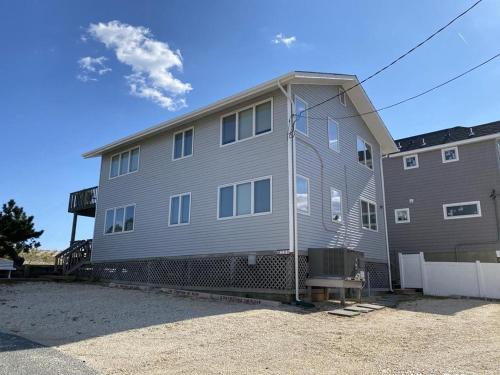 Oceanfront 1St Floor Duplex thumb 3