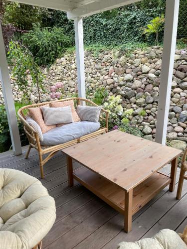 Modry Domek Sznurki Całoroczny Ogrodzony (Modry Domek Sznurki Caloroczny Ogrodzony) in Brodnica Gorna