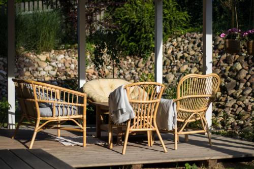 Modry Domek Sznurki Całoroczny Ogrodzony (Modry Domek Sznurki Caloroczny Ogrodzony) in Brodnica Gorna