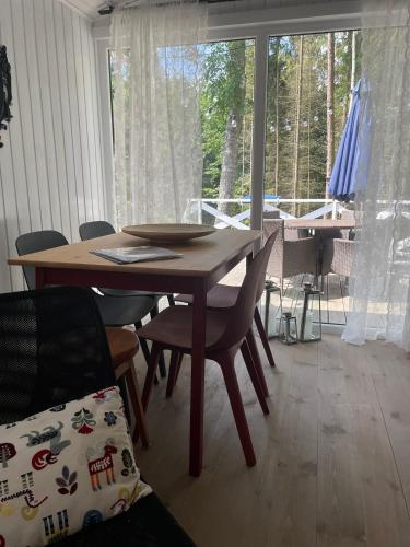 Modry Domek Sznurki Całoroczny Ogrodzony (Modry Domek Sznurki Caloroczny Ogrodzony) in Brodnica Gorna