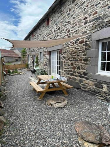 Iekārtas, Maison La Pierre du Lézard Nature Auvergne-Rhône-Alpes (Maison La Pierre du Lezard Nature Auvergne-Rhone-Alpes) in Allanche