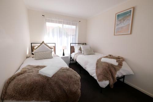 Cosy, stylish 3 bedroom stay in Hoppers Crossing