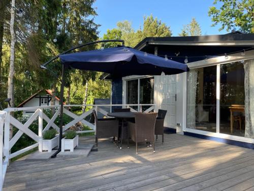 Modry Domek Sznurki Całoroczny Ogrodzony (Modry Domek Sznurki Caloroczny Ogrodzony) in Brodnica Gorna