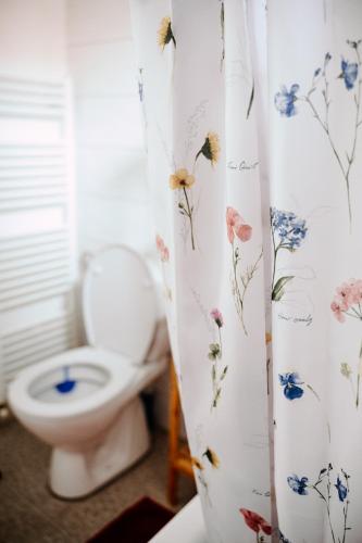 Big Garden House - image 4
