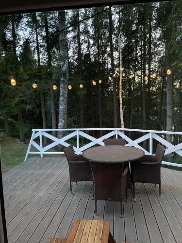 Modry Domek Sznurki Całoroczny Ogrodzony (Modry Domek Sznurki Caloroczny Ogrodzony) in Brodnica Gorna