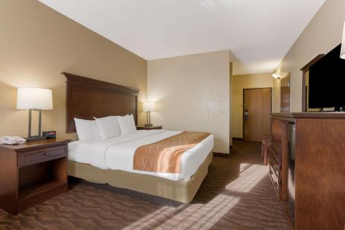 Comfort Inn & Suites Branson Meadows