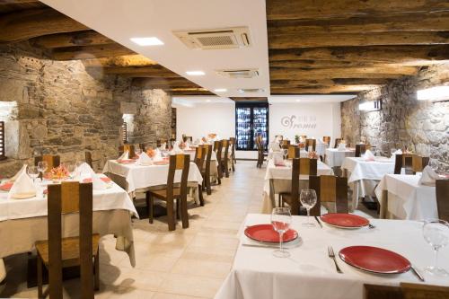 餐廳, Hotel Roma in 薩里亞