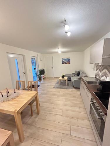 virtuve, 2 Zimmer Traum mit Terrasse am Kocher Jagst Radweg nähe Heilbronn (2 Zimmer Traum mit Terrasse am Kocher Jagst Radweg nahe Heilbronn) in Bad Friedrichshall