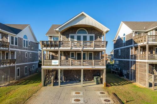 Five-Bedroom Holiday Home image 8