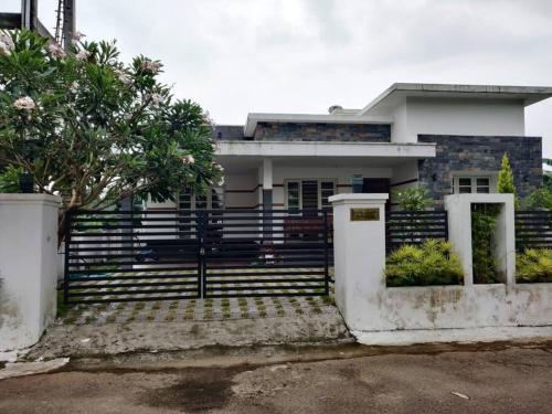 Villa near Kothamangalam in コサマンガラム
