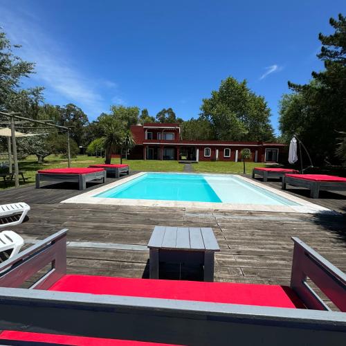 مسبح, Hotel Chacra Bereshit in Minas