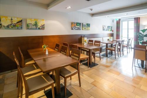 Ресторан, Altstadthotel Grauer Wolf in Ерланген