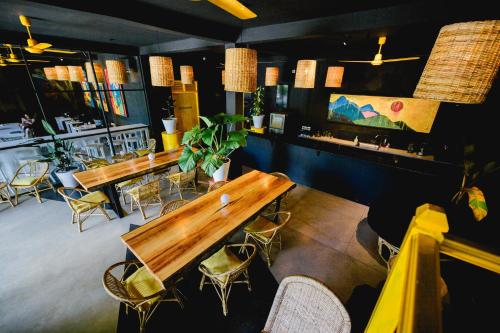 레스토랑, Sugar Hostel Weligama- Co-Living & Co-Working in 웰리가마
