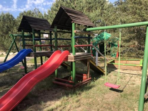 Osada nad Zbrzycą 3 domki Swornegacie (Osada nad Zbrzyca 3 domki Swornegacie) in Бруси