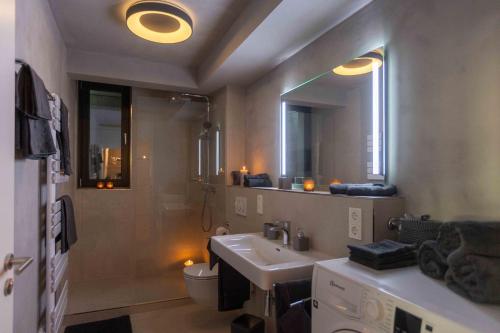 ห้องน้ำ, 3-Zi-Wohlfühl-Oase „Down2Earth“ (3-Zi-Wohlfuhl-Oase „Down2Earth“) in ลีองเบิร์ก