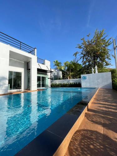 PL Cool Pool villa by Casaseaside Rayong