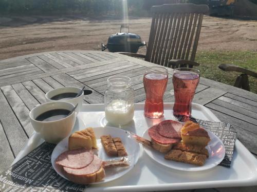 Ruoka ja Juomat, Beautiful 2 Bed Apartment Sauna Facility in Kotka in Kotka