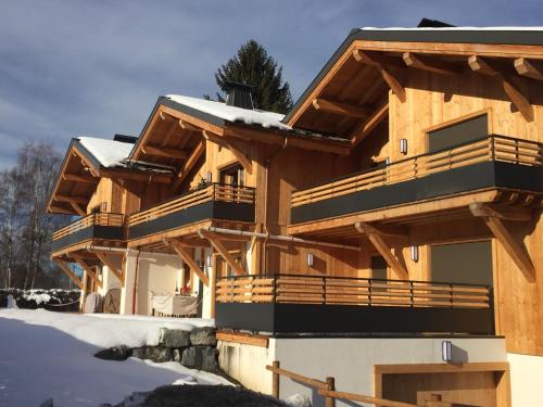 Appartement neuf dans chalet idéalement situé, 5 couchages Prestations de qualité