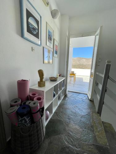Captain's - image 8