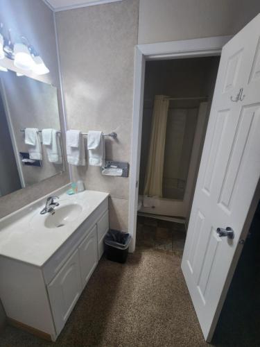 Single Room with Bathroom