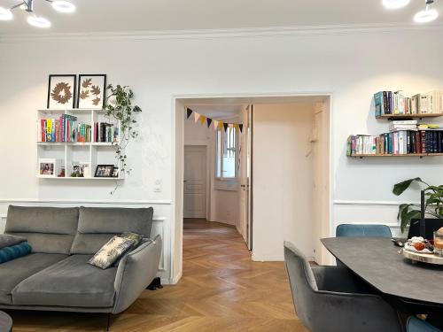 2 bedroom luxury appt Paris 16