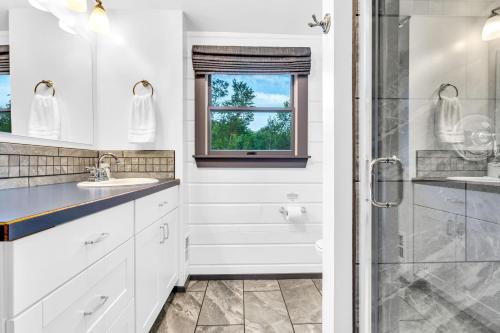 Loon Lodge Loon Lodge