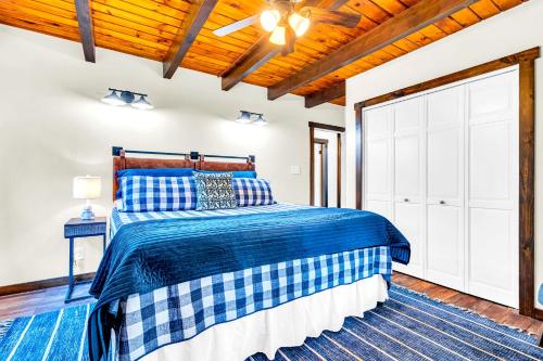 Loon Lodge Loon Lodge