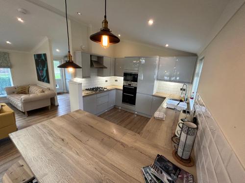 Relaxing Woodland Retreat in Eaton