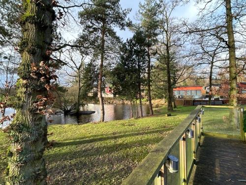 Relaxing Woodland Retreat in Eaton