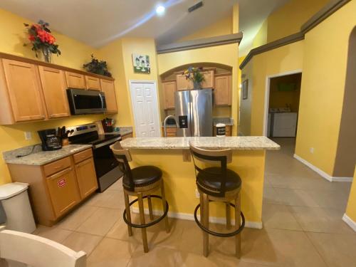 Glen Brook 4Bedrooms/3baths W Private Pool and Spa in Orlando, USA