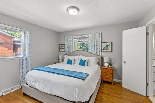 Blue Oak by The Summit in Blueberry Hill-Brigadoon-Stoneybrook-Baralto