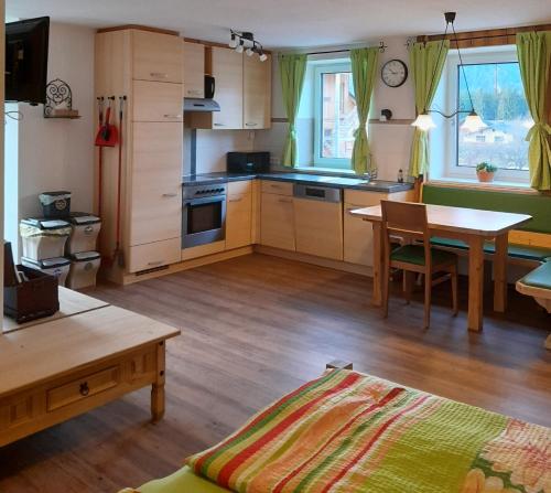 kuhinja, Appartement Berndlhof Mitterberg - Gröbming - Schladming (Appartement Berndlhof Mitterberg - Grobming - Schladming) in Zirting