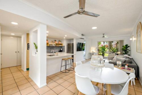 Wallaby Lane Family Friendly walking distance to Trinity Beach