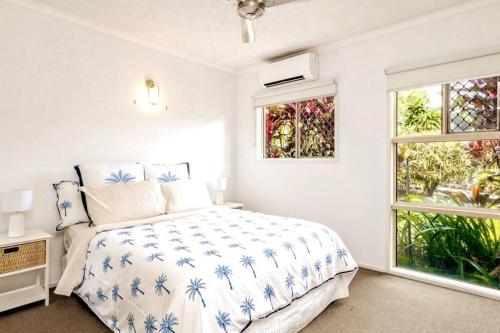 Wallaby Lane Family Friendly walking distance to Trinity Beach