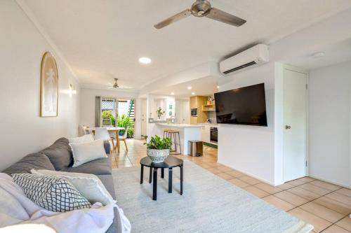 Wallaby Lane Family Friendly walking distance to Trinity Beach